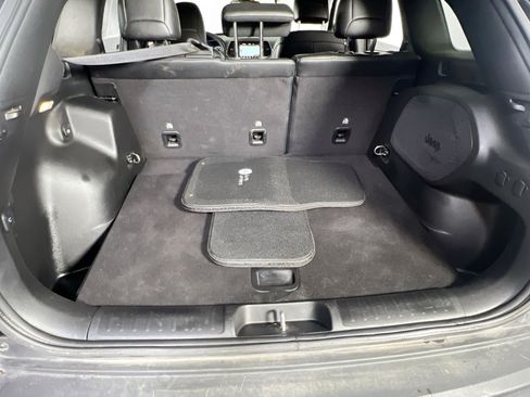 Used 2022 Jeep Cherokee Trailhawk w/ Sun, Sound & Nav Group image 26