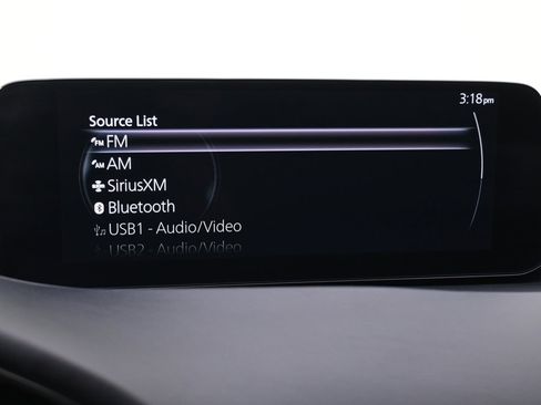 Certified 2025 MAZDA MAZDA3 Hatchback w/Premium Plus Pkg image 29