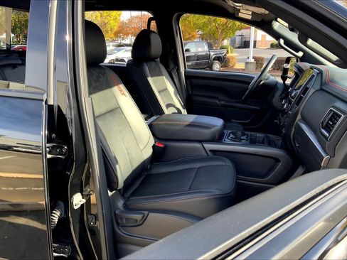 Used 2021 Nissan Titan PRO-4X w/ Off Road Protection Package image 8