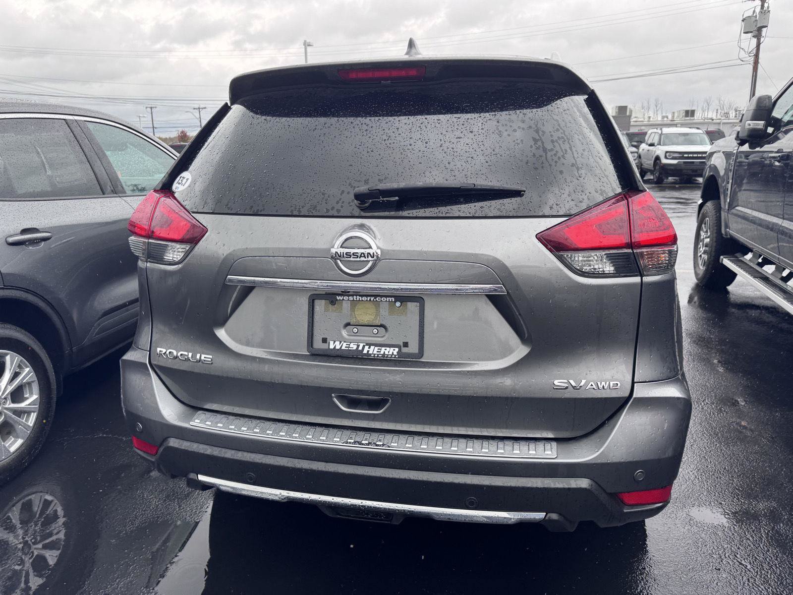 Used 2020 Nissan Rogue SV AWD/4WD image 5