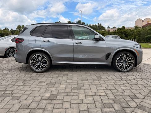 Certified 2025 BMW X5 xDrive40i w/ M Sport Package AWD/4WD image 8