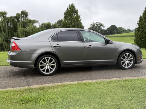 Used 2010 Ford Fusion SE FWD image 19