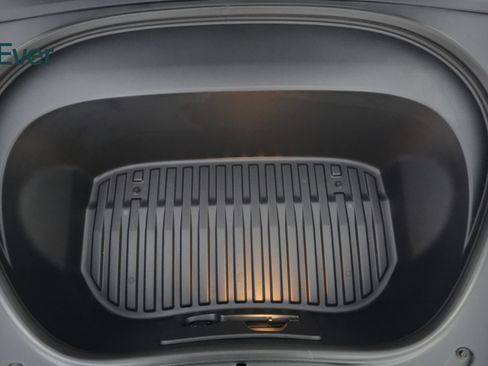 Used 2025 Tesla Model 3 RWD image 25