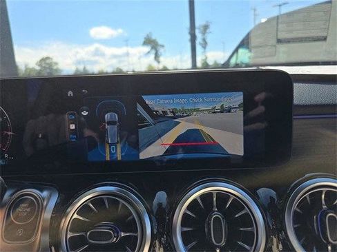 Certified 2026 Mercedes-Benz GLB 250 4MATIC image 34