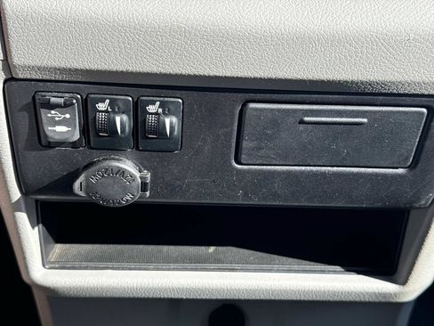 Used 2015 Toyota Sienna XLE AWD/4WD image 41
