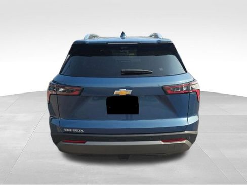 Used 2025 Chevrolet Equinox LT w/ Safety and Technology Package FWD image 5