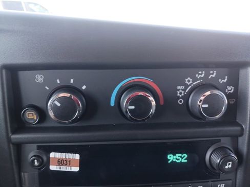 New 2025 Chevrolet Express 3500 Extended w/ Driver Convenience Package image 23