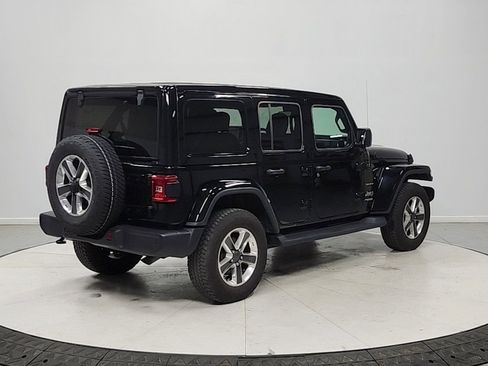 Used 2021 Jeep Wrangler Unlimited Sahara image 7