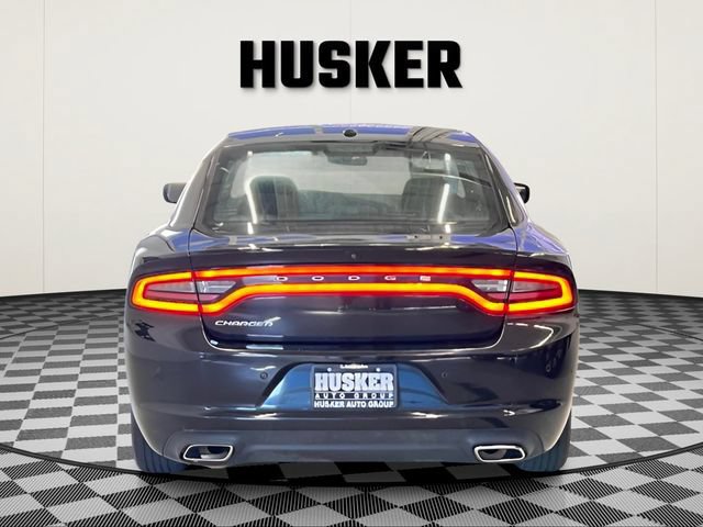 Used 2022 Dodge Charger SXT RWD image 10