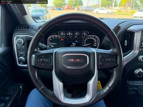 Used 2022 GMC Sierra 2500 SLE w/ X31 Off-Road Package AWD/4WD image 14