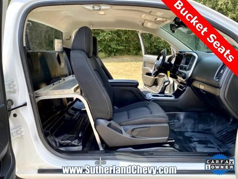 Used 2022 Chevrolet Colorado LT w/ Fleet Safety Package image 14