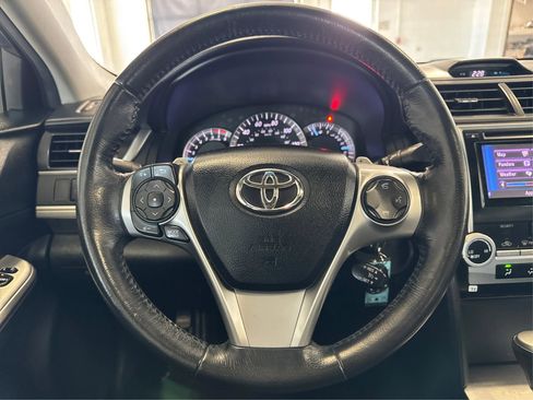 Used 2012 Toyota Camry LE image 21
