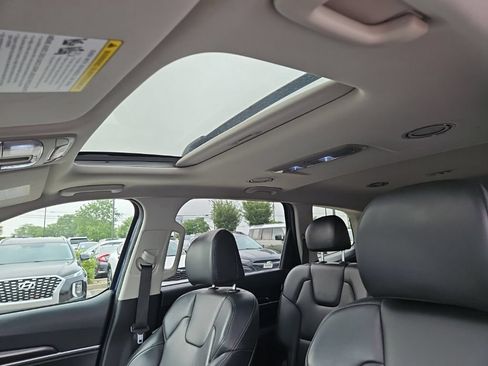 Used 2025 Kia Telluride S AWD/4WD image 9