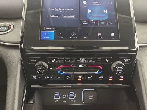 Used 2021 Jeep Grand Cherokee L Limited image 16