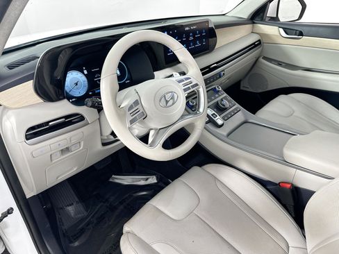 Used 2023 Hyundai Palisade Limited image 9