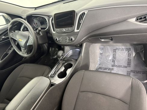 Used 2024 Chevrolet Malibu LT FWD image 10