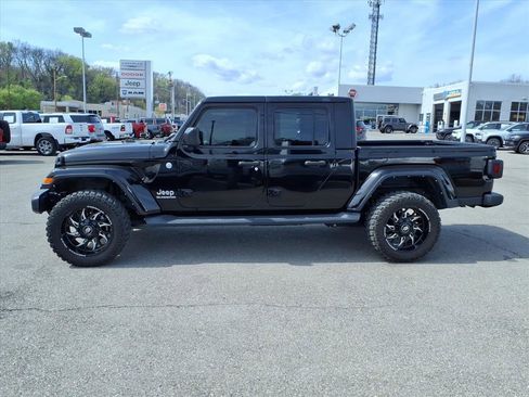 Used 2022 Jeep Gladiator Overland w/ Popular Equipment Package image 7