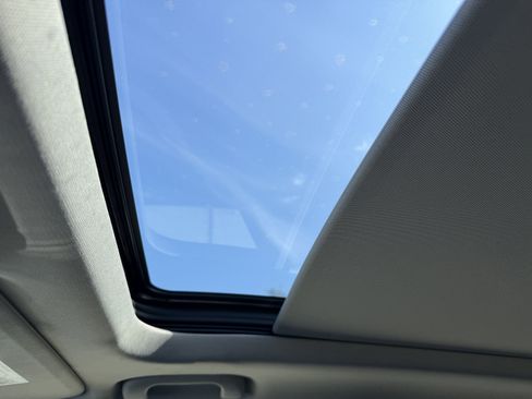 Certified 2023 Cadillac XT4 Premium Luxury image 21