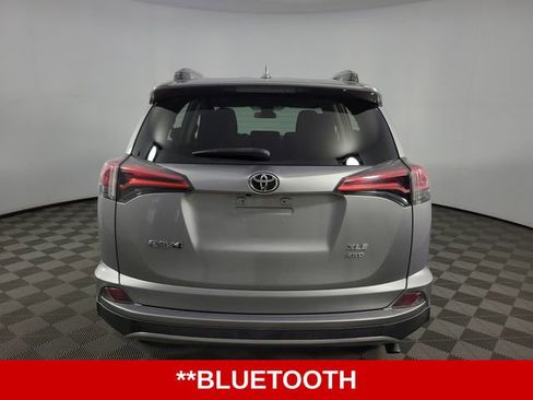Used 2018 Toyota RAV4 XLE w/ Plus Extra Value Package AWD/4WD image 7