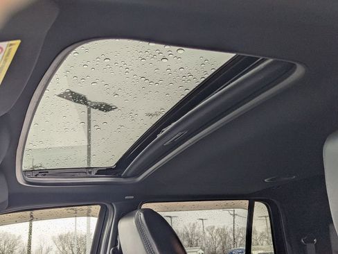 Used 2016 Lincoln Navigator L Select image 22