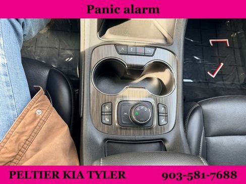 Used 2023 GMC Acadia SLT image 24