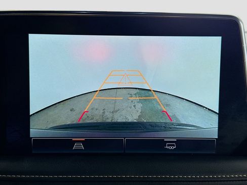 Used 2023 GMC Yukon SLT image 14