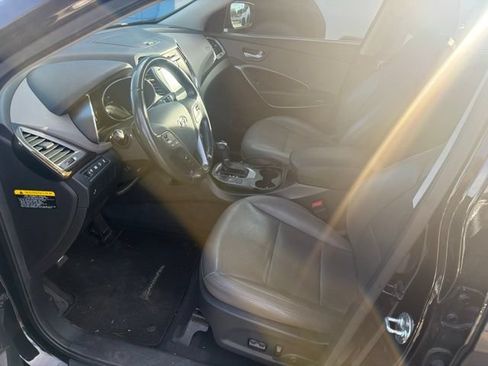 Used 2017 Hyundai Santa Fe Sport FWD image 12
