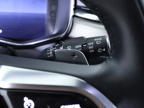 Used 2025 Jaguar F-PACE R-Dynamic S image 24