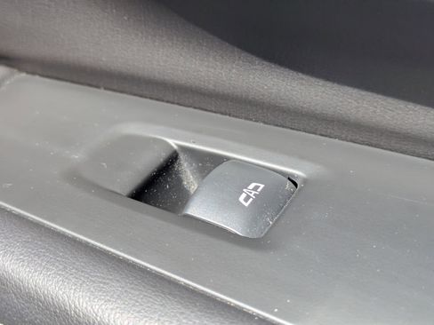 Used 2021 Chevrolet Tahoe LT AWD/4WD image 39