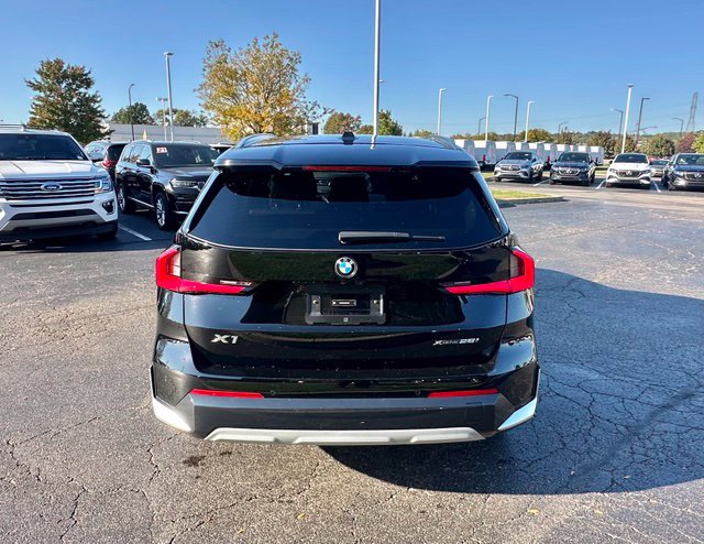 Used 2023 BMW X1 xDrive28i w/ Convenience Package AWD/4WD image 9