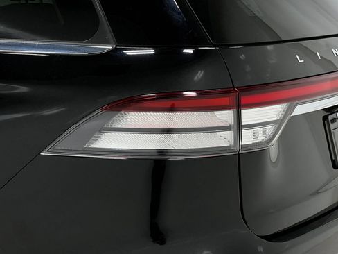 Used 2020 Lincoln Aviator Reserve w/ Equipment Group 202A AWD/4WD image 39