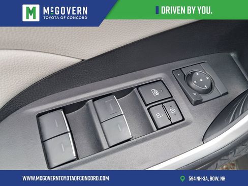 Used 2024 Toyota RAV4 XLE image 17