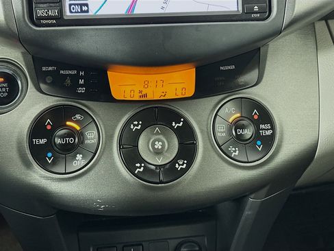 Used 2011 Toyota RAV4 Limited image 23