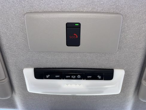 Certified 2024 Nissan Kicks SV FWD image 13