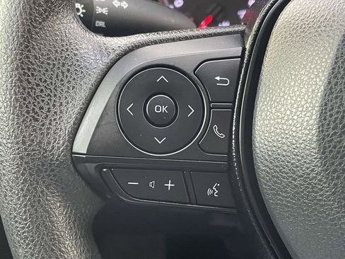 Used 2021 Toyota RAV4 LE image 20