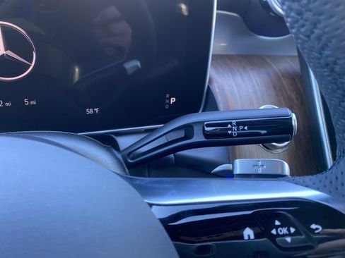 Used 2026 Mercedes-Benz GLC 300 4MATIC image 16