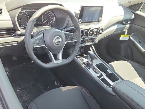 New 2025 Nissan Sentra SR image 5