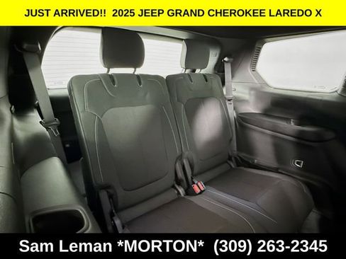 New 2025 Jeep Grand Cherokee L Laredo image 26