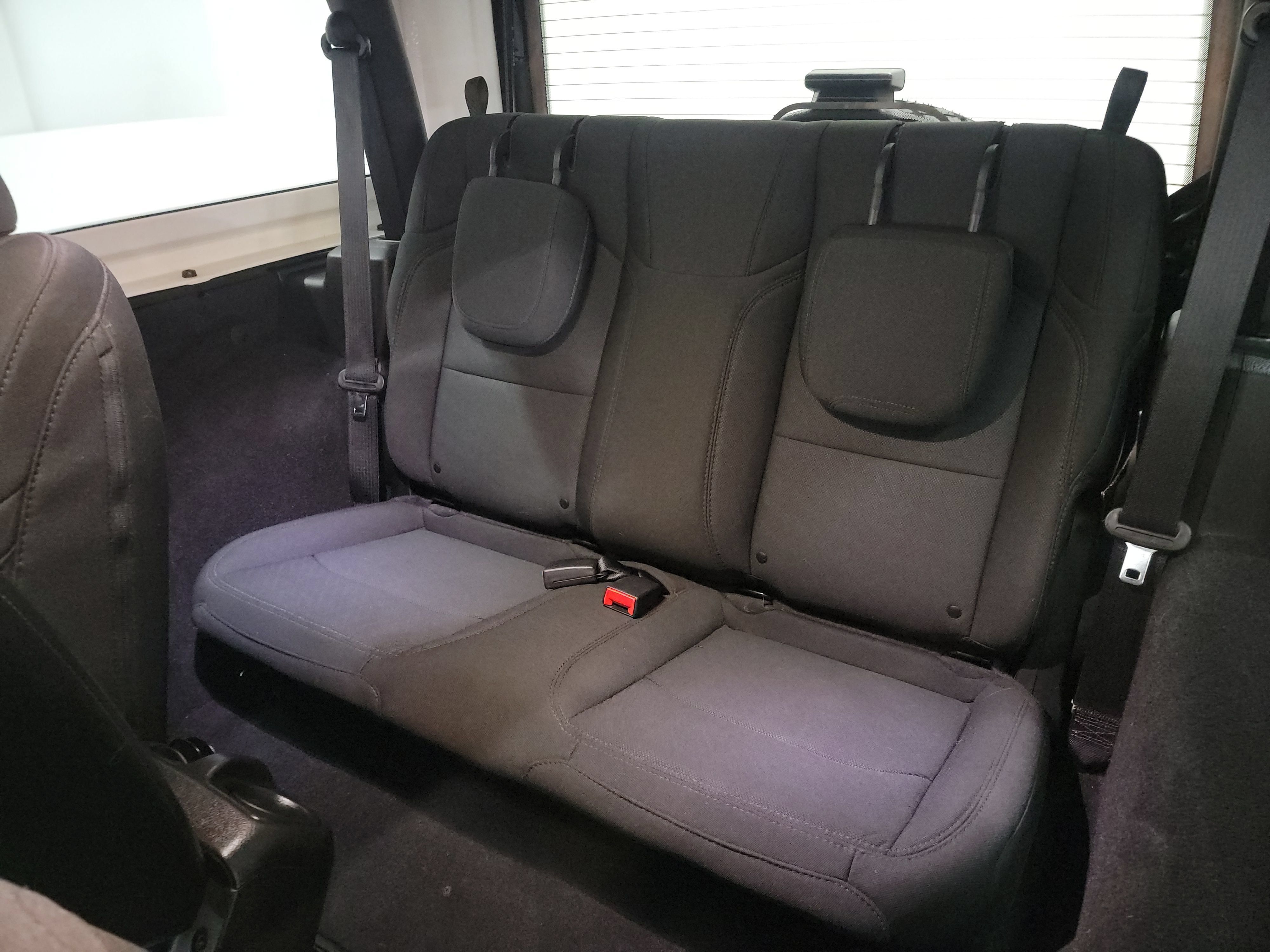 Used 2021 Jeep Wrangler Sport AWD/4WD image 28