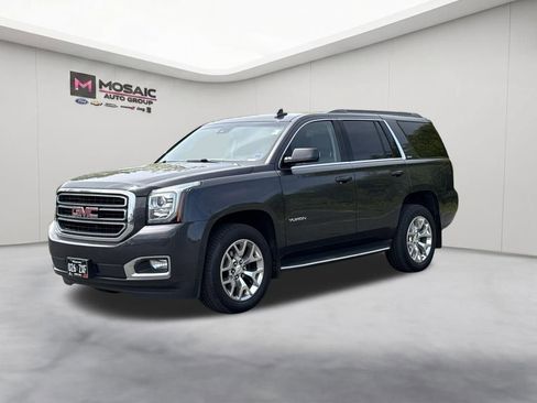 Used 2017 GMC Yukon SLT AWD/4WD image 4