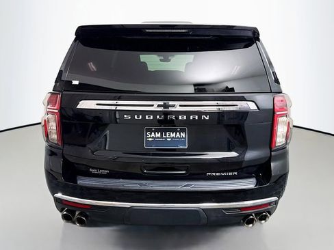 Used 2022 Chevrolet Suburban Premier image 6