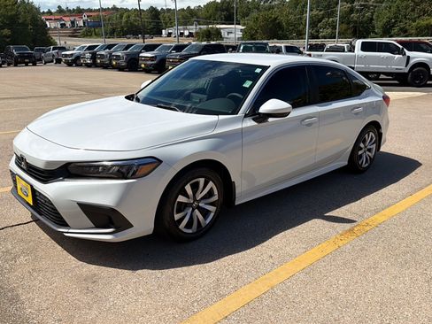 Used 2024 Honda Civic LX image 24
