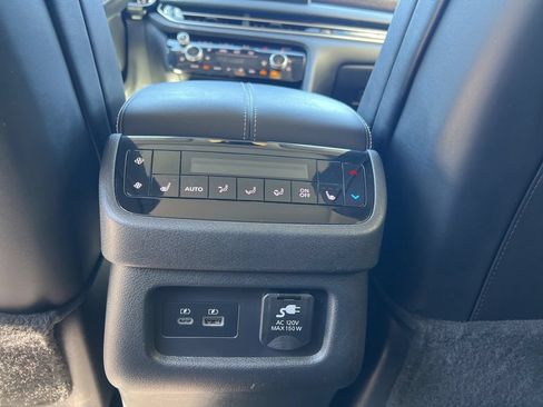 Used 2023 INFINITI QX60 Sensory w/ Cargo Package AWD/4WD image 44