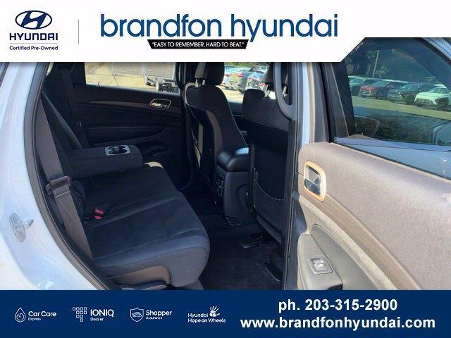 Used 2017 Jeep Grand Cherokee Laredo w/ Quick Order Package 23E AWD/4WD image 25