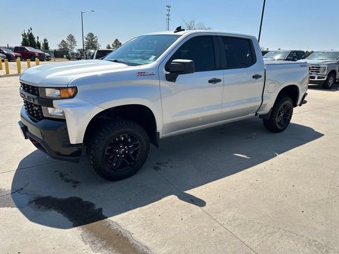 Certified 2021 Chevrolet Silverado 1500 Custom Trail Boss AWD/4WD image 30