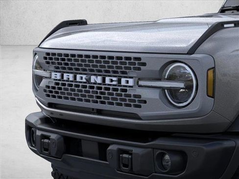 New 2025 Ford Bronco Badlands AWD/4WD image 18