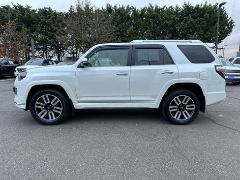 Used 2023 Toyota 4Runner Limited image 3