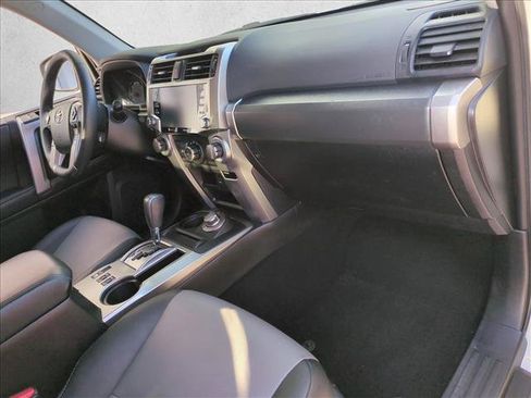 Certified 2022 Toyota 4Runner SR5 Premium w/ Moonroof Package AWD/4WD image 23