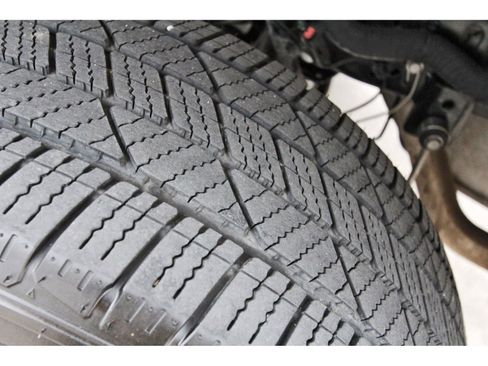 Used 2023 RAM 1500 Laramie image 32