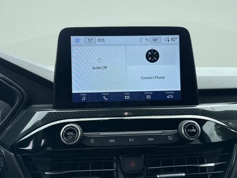 Used 2024 Ford Escape ST-Line image 18